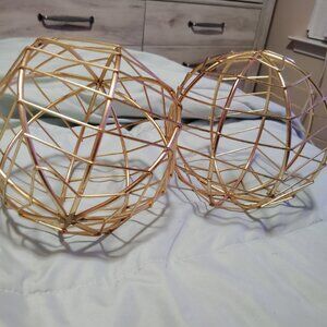 Gold decoration pieces